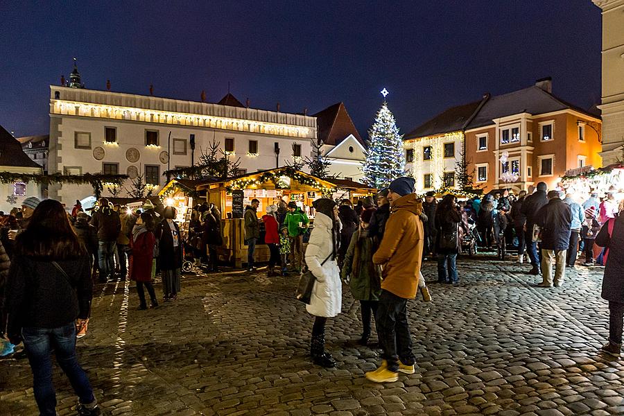 St. Nicholas Present Distribution 4.12.2016, Advent and Christmas in Český Krumlov