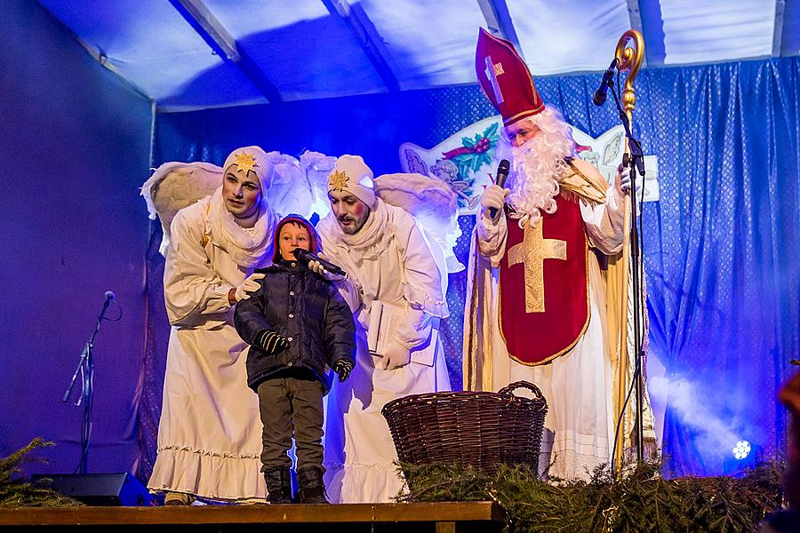 Mikulášská nadílka 4.12.2016, Advent a Vánoce v Českém Krumlově