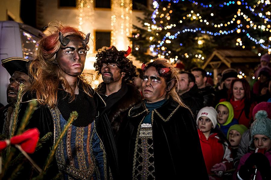 Mikulášská nadílka 4.12.2016, Advent a Vánoce v Českém Krumlově