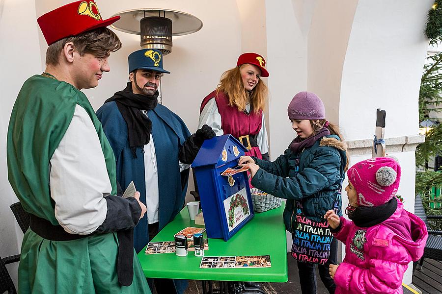 Baby Jesus Postal Office at U Zlatého Anděla and arrival of the White Lady, 10.12.2016