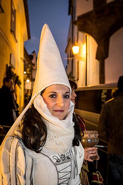 Baby Jesus Postal Office at U Zlatého Anděla and arrival of the White Lady, 10.12.2016