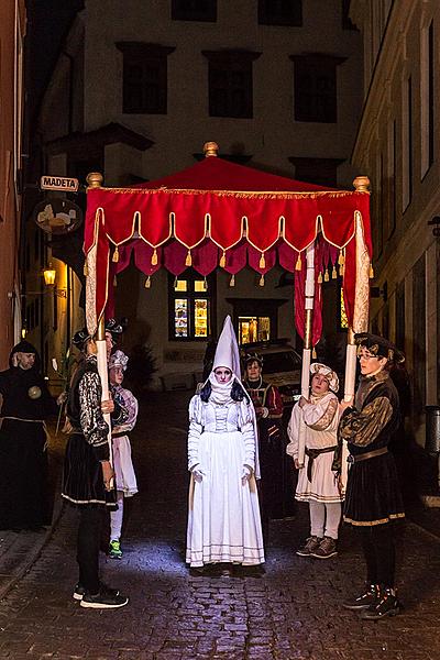 Baby Jesus Postal Office at U Zlatého Anděla and arrival of the White Lady, 10.12.2016