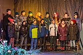 Singing Together at the Christmas Tree, 3rd Advent Sunday 11.12.2016, photo by: Lubor Mrázek