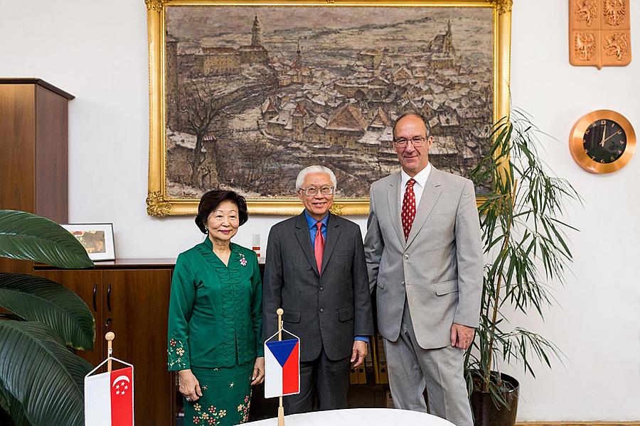 Návštěva prezidenta Republiky Singapur J. E. Dr. Tonyho Tana Kenga Yama v Českém Krumlově 26.5.2017