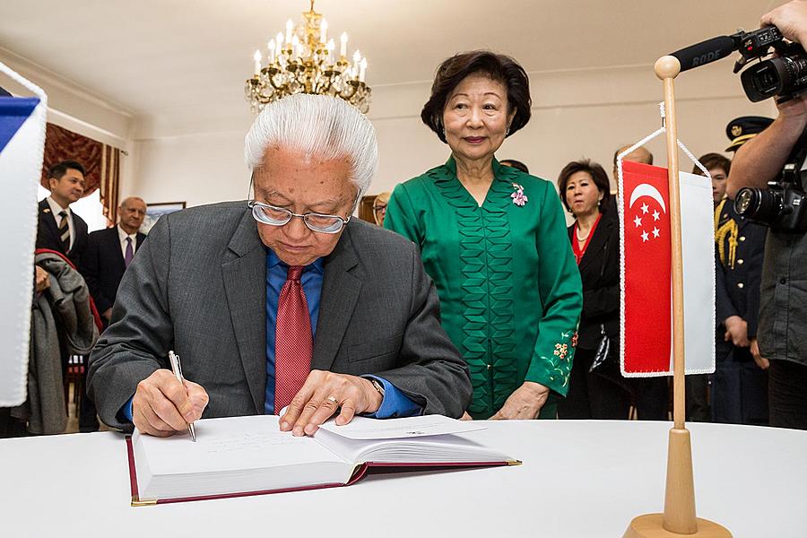 Návštěva prezidenta Republiky Singapur J. E. Dr. Tonyho Tana Kenga Yama v Českém Krumlově 26.5.2017
