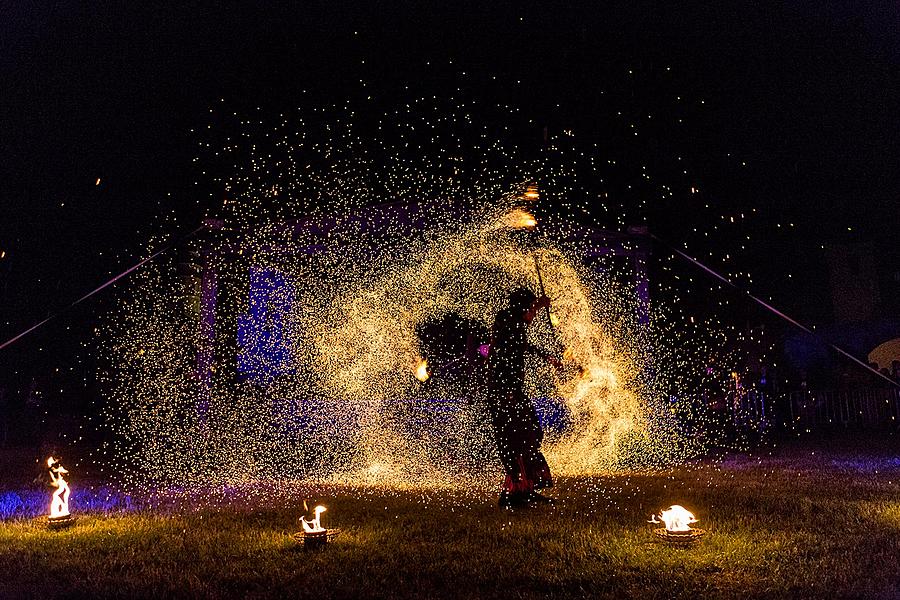 Fest der fünfblättrigen Rose ®, Český Krumlov, Freitag 16. 6. 2017