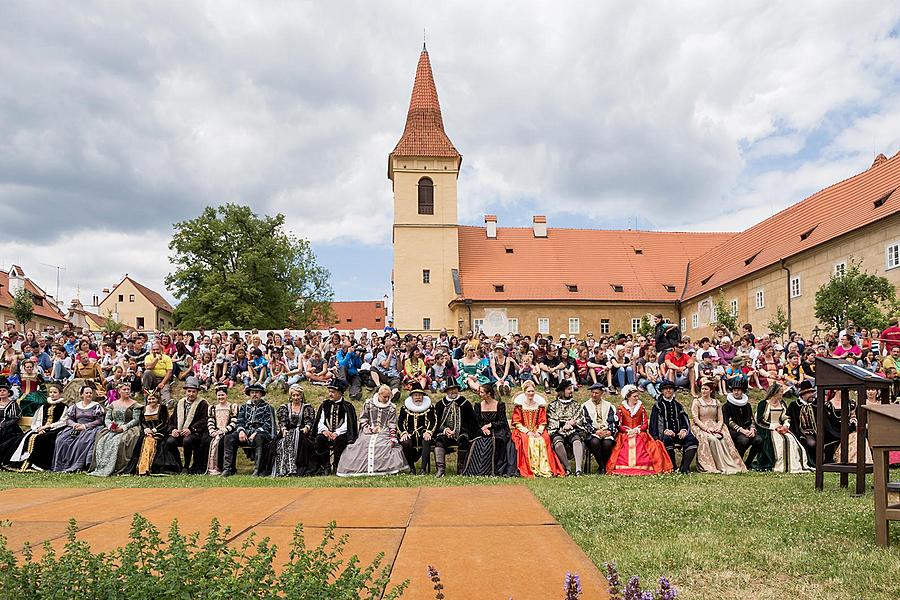 Fest der fünfblättrigen Rose ®, Český Krumlov, Sonntag 18. 6. 2017