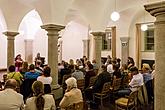 Nocturne with a glass of wine - Jana Bezpalcová (accordion), Dominika Weiss Hošková (cello), 30.6.2017, Chamber Music Festival Český Krumlov, photo by: Lubor Mrázek