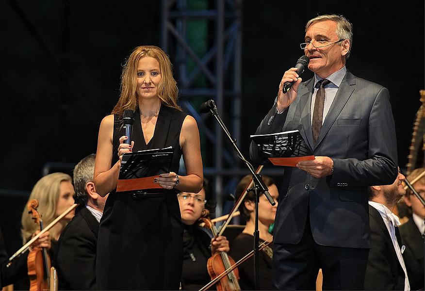 Angela Gheorghiu /soprano/ and Ramón Vargas /tenor/, PKF – Prague Philharmonia, Leoš Svárovský /conductor/, 14.7.2017, 26. Internationales Musikfestival Český Krumlov 2017