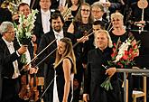 Maria Solozobova /violin/, Prague Radio Symphony Orchestra /the residential orchestra of the IMF ČK/, Conrad Van Alphen /conductor/, 15.7.2017, 26. Internationales Musikfestival Český Krumlov 2017, source: Auviex s.r.o., photo by: Libor Sváček