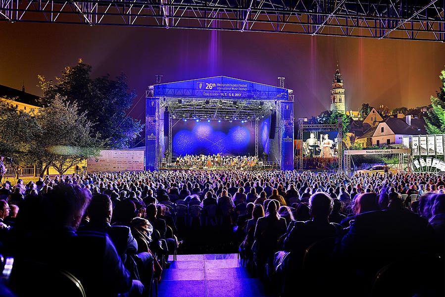 Angela Gheorghiu /soprano/ and Ramón Vargas /tenor/, PKF – Prague Philharmonia, Leoš Svárovský /conductor/, 14.7.2017, 26. Internationales Musikfestival Český Krumlov 2017