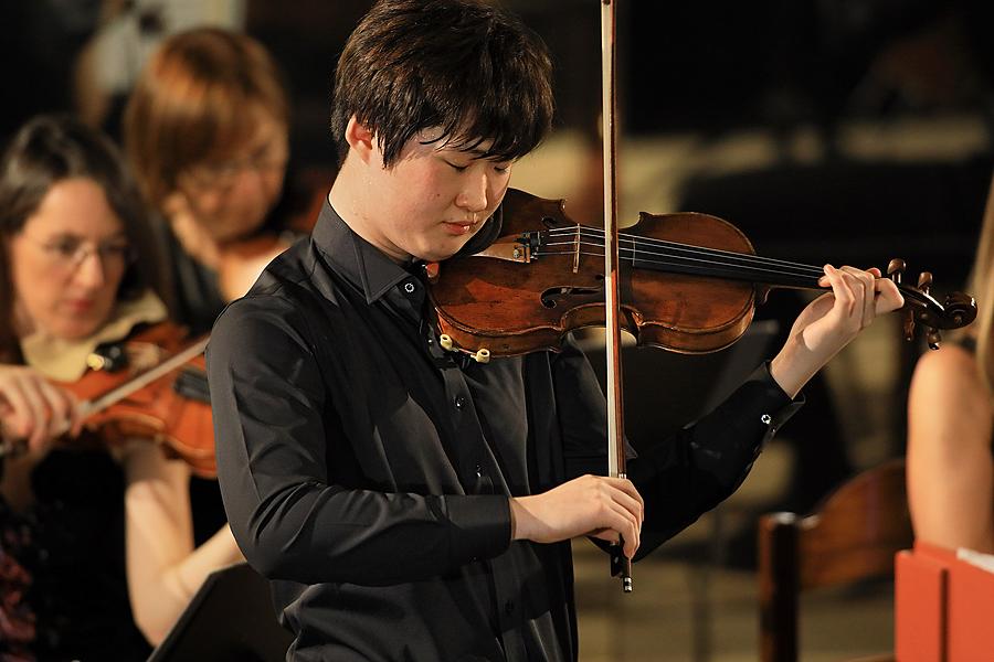 Da Yoon You /violin/, South Czech Philharmonic, Jan Talich /conductor/, 25.7.2017, 26th International Music Festival Český Krumlov 2017