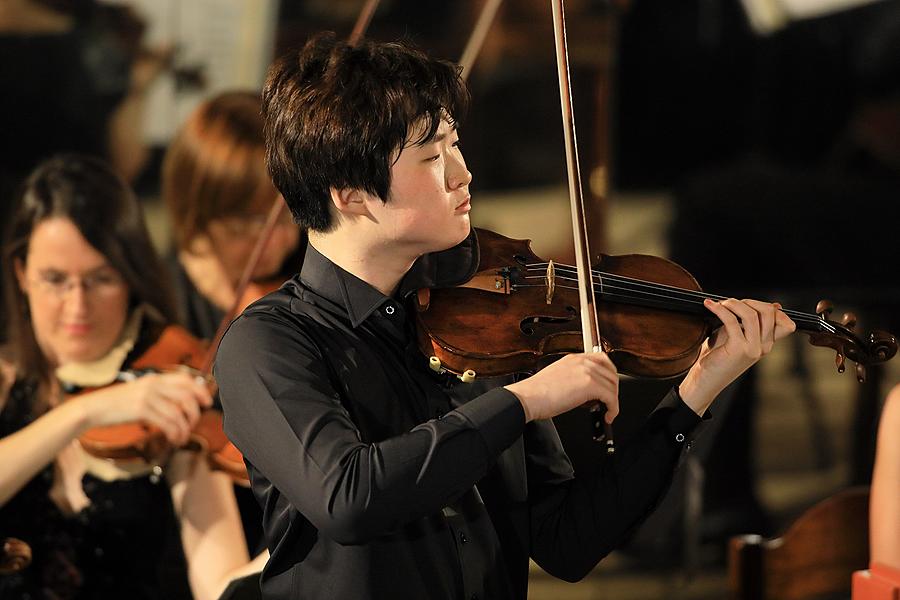 Da Yoon You /violin/, South Czech Philharmonic, Jan Talich /conductor/, 25.7.2017, 26th International Music Festival Český Krumlov 2017