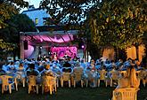 Rendez-vous with Radka Fišarová /Chanson Evening/, Kooperativa Garden, 25.7.2017, 26. Internationales Musikfestival Český Krumlov 2017, Quelle: Auviex s.r.o., Foto: Libor Sváček