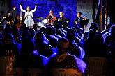 Rendez-vous with Radka Fišarová /Chanson Evening/, Kooperativa Garden, 25.7.2017, 26. Internationales Musikfestival Český Krumlov 2017, Quelle: Auviex s.r.o., Foto: Libor Sváček