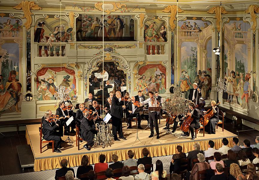 Bohuslav Matoušek /violin, viola/, Jakub Junek /violin/, Virtuosi Pragenses, 27.7.2017, 26. Internationales Musikfestival Český Krumlov 2017