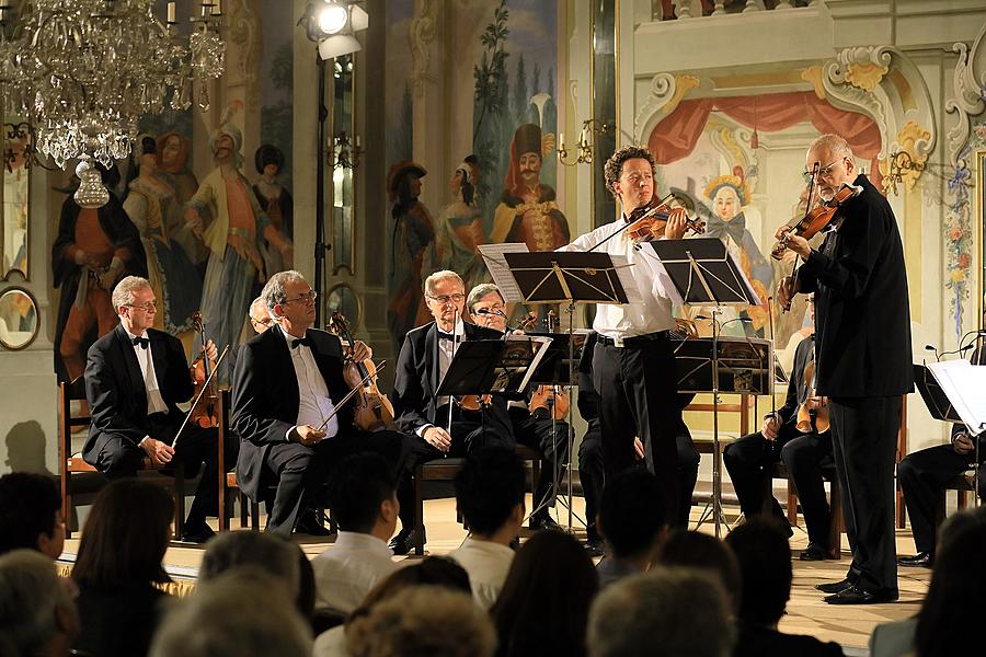 Bohuslav Matoušek /housle, viola/, Jakub Junek /housle/, Virtuosi Pragenses, 27.7.2017, 26. Mezinárodní hudební festival Český Krumlov 2017