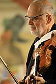 Bohuslav Matoušek /violin, viola/, Jakub Junek /violin/, Virtuosi Pragenses, 27.7.2017, 26th International Music Festival Český Krumlov 2017, source: Auviex s.r.o., photo by: Libor Sváček