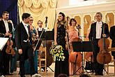 Julian Rachlin /violin, conductor/ and Sarah McElravy /viola/, South Czech Philharmonic, 28.7.2017, 26th International Music Festival Český Krumlov 2017, source: Auviex s.r.o., photo by: Libor Sváček