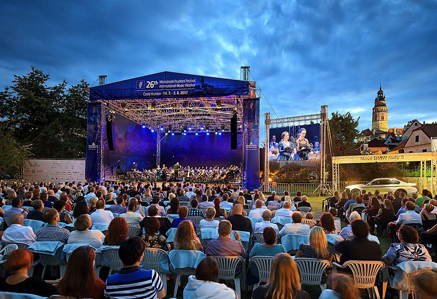 Giuseppe Verdi: Messa da Requiem, Filharmonie Bohuslava Martinů, Stanislav Vavřínek /dirigent/, 4.8.2017, 26. Mezinárodní hudební festival Český Krumlov 2017