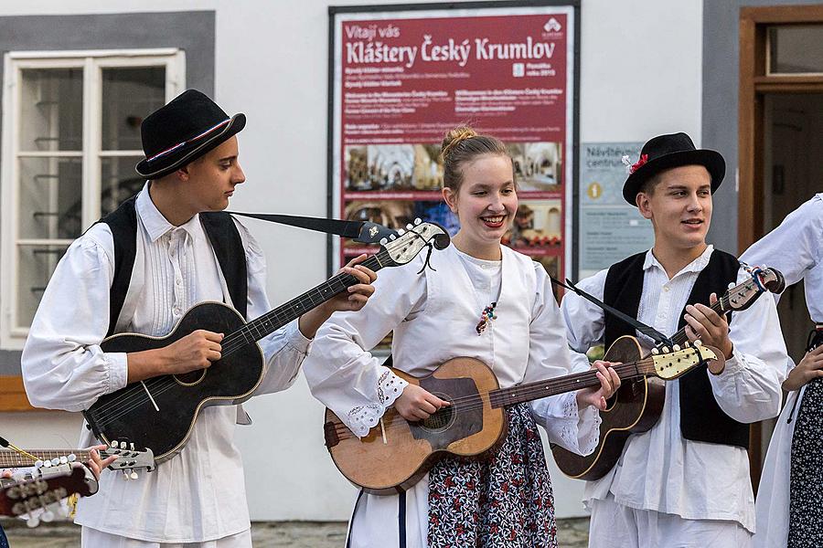 Svatováclavské slavnosti a Mezinárodní folklórní festival 2017 v Českém Krumlově, pátek 29. září 2017