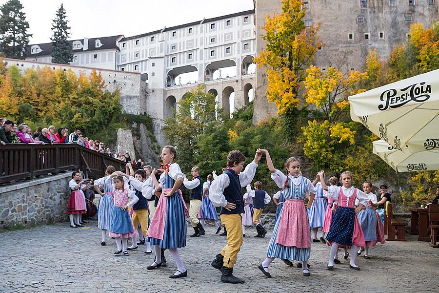 Svatováclavské slavnosti a Mezinárodní folklórní festival 2017 v Českém Krumlově, pátek 29. září 2017