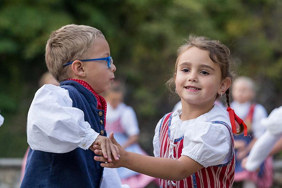 Svatováclavské slavnosti a Mezinárodní folklórní festival 2017 v Českém Krumlově, pátek 29. září 2017