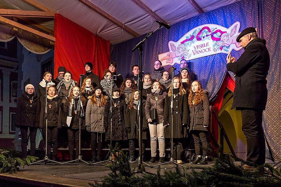 1. Adventssontag - Musikalisch-poetische Eröffnung des Advents Verbunden mit der Beleuchtung des Weihnachtsbaums, Český Krumlov 3.12.2017