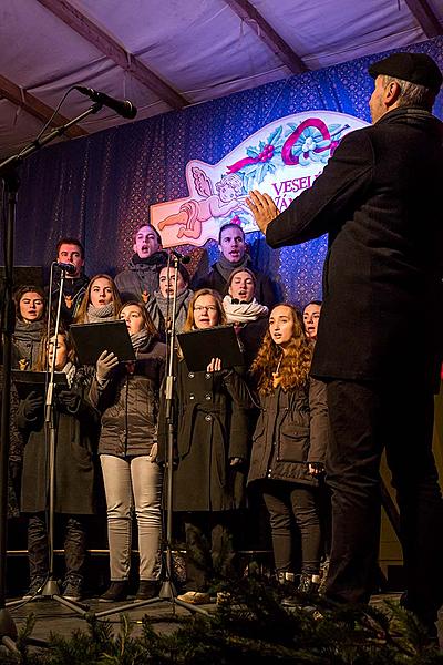 1. adventní neděle - hudebně poetické otevření Adventu spojené s rozsvícením vánočního stromu, Český Krumlov 3.12.2017