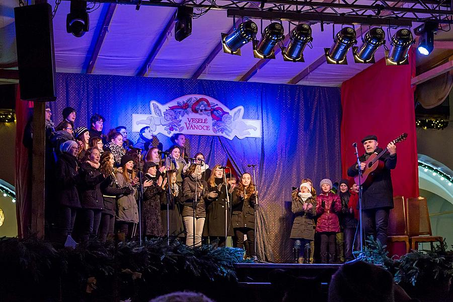 1st Advent Sunday - Music- and Poetry-filled Advent Opening and Lighting of the Christmas Tree, Český Krumlov, Český Krumlov 3.12.2017