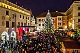 1. adventní neděle - hudebně poetické otevření Adventu spojené s rozsvícením vánočního stromu, Český Krumlov 3.12.2017, foto: Lubor Mrázek