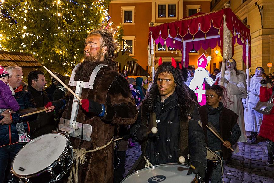 Mikulášská nadílka 5.12.2017, Advent a Vánoce v Českém Krumlově