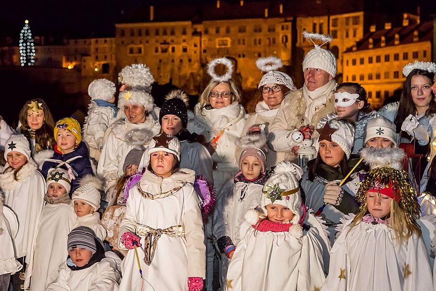 Andělský průvod městem Český Krumlov 8.12.2017