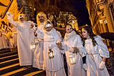 Angelic Procession Through Town Český Krumlov 8.12.2017, photo by: Lubor Mrázek