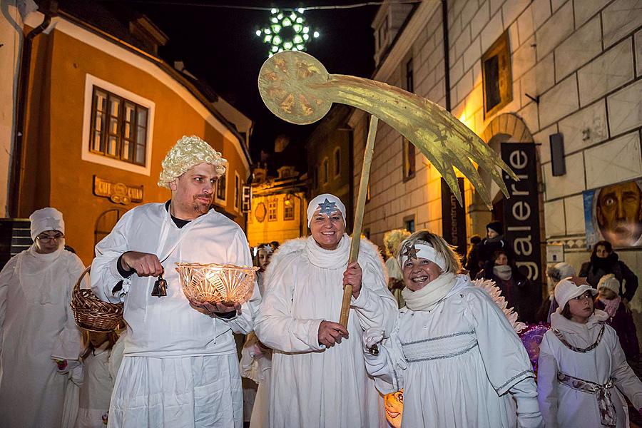 Andělský průvod městem Český Krumlov 8.12.2017