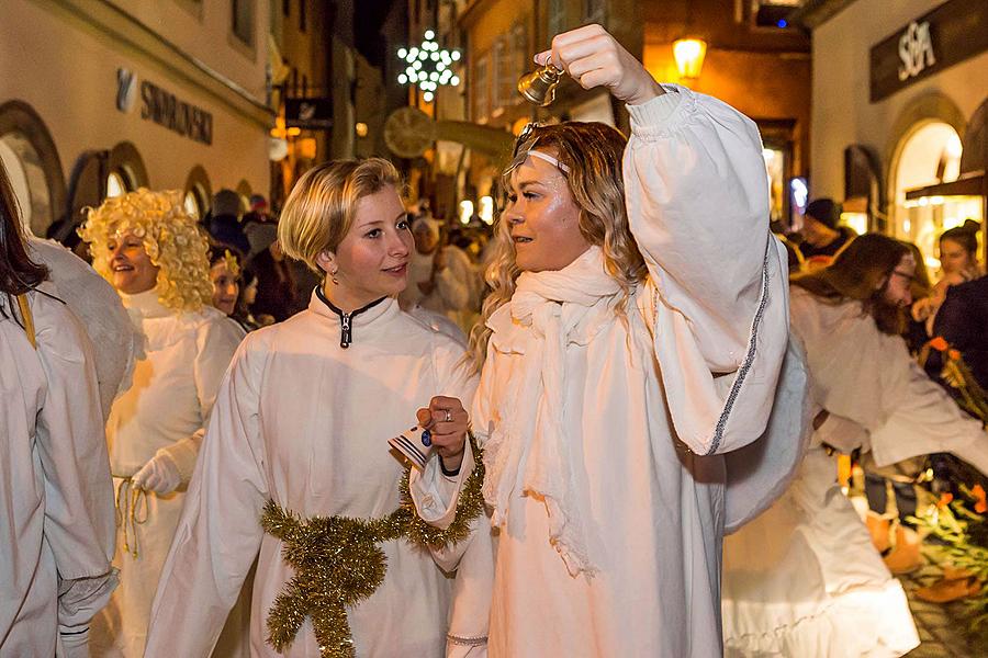 Andělský průvod městem Český Krumlov 8.12.2017