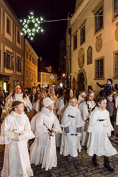 Andělský průvod městem Český Krumlov 8.12.2017