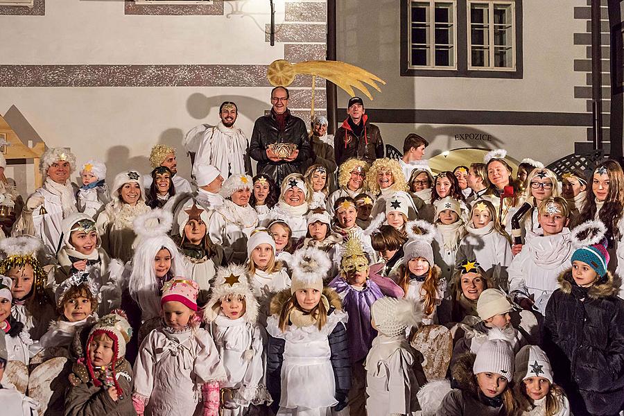 Andělský průvod městem Český Krumlov 8.12.2017