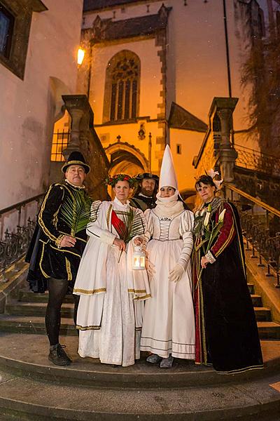 Baby Jesus Postal Office at U Zlatého Anděla and arrival of the White Lady, 10.12.2017