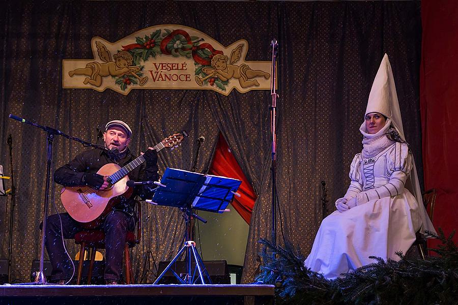 Baby Jesus Postal Office at U Zlatého Anděla and arrival of the White Lady, 10.12.2017