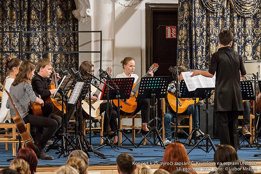 Koncert ZUŠ pro město k 25. výročí zapsání Českého Krumlova na seznam UNESCO, Zámecká jízdárna 13.12.2017