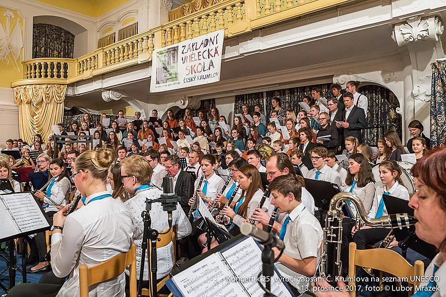 Konzert für die Stadt anlässlich des 25. Jahrestages des Inkrafttretens von Český Krumlov auf der UNESCO-Liste, Schlossreithalle 13.12.2017