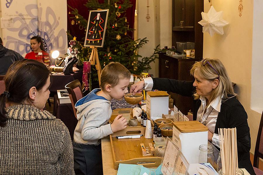 Andělská adventní sobota v klášterech, Nesem vám písničky (náměstí Svornosti), 3. adventní sobota 16.12.2017