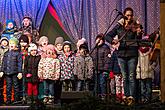 Verteilung des Lichts aus Bethlehem, Gemeinsames Singen am Weihnachtsbaum, 3. Adventssonntag 17.12.2017, Foto: Lubor Mrázek