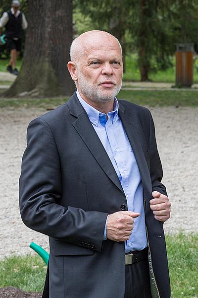 Planting of Olga Havlová Tree - Magical Krumlov 1.5.2018