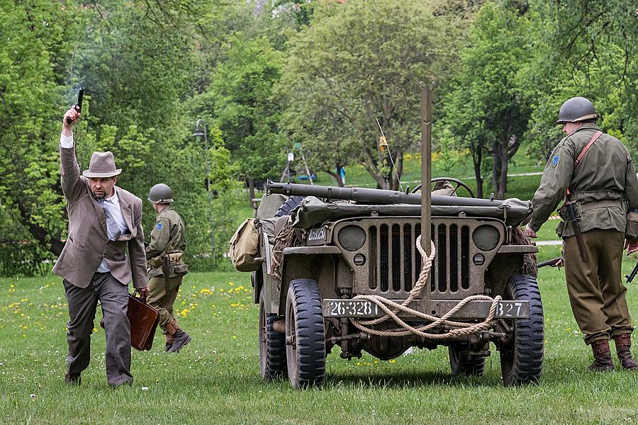 Slavnostní akt u příležitosti 73. výročí konce 2. světové války - Poslední bitva, Jelení zahrada v Českém Krumlově 5.5.2018