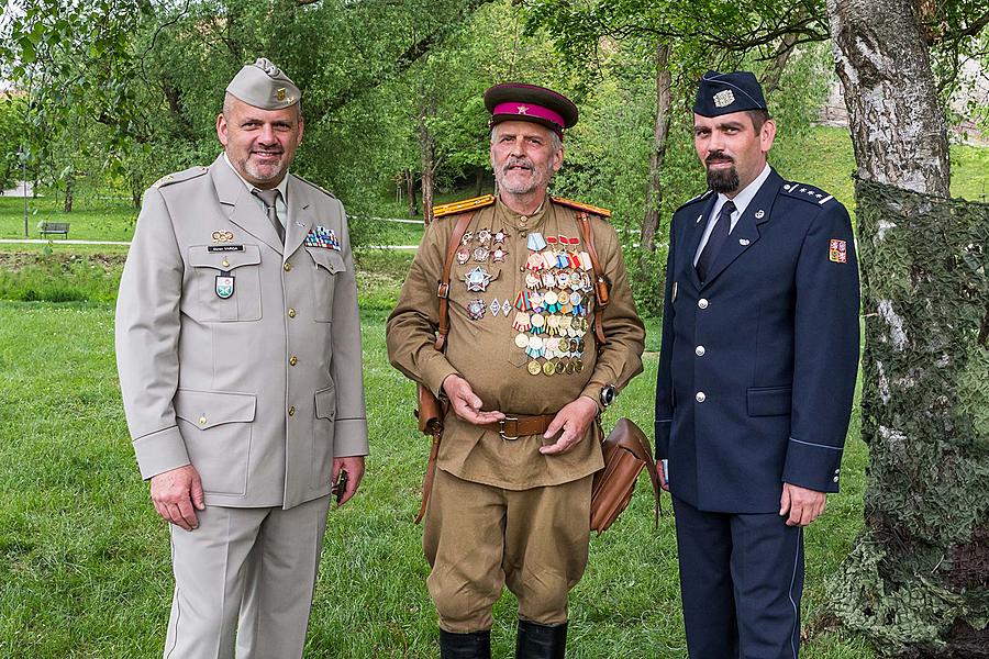 Slavnostní akt u příležitosti 73. výročí konce 2. světové války - Poslední bitva, Jelení zahrada v Českém Krumlově 5.5.2018