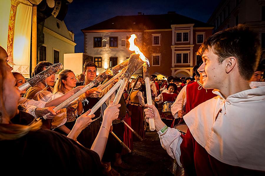 Fest der fünfblättrigen Rose