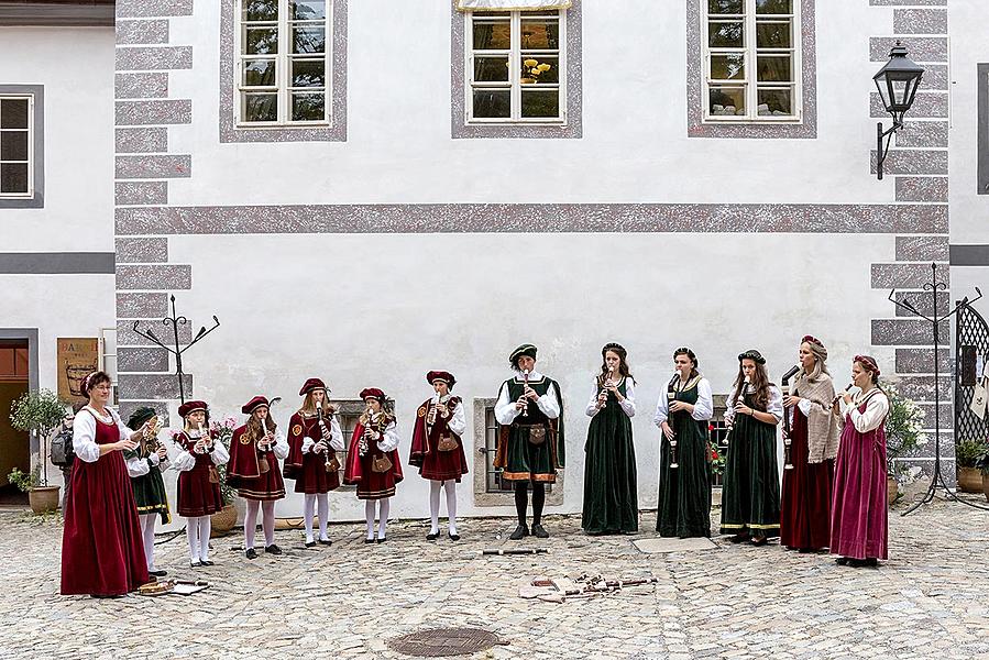 Fest der fünfblättrigen Rose ®, Český Krumlov, Freitag 22. 6. 2018