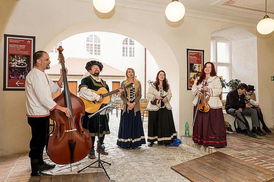 Five-Petalled Rose Celebrations ®, Český Krumlov, Friday 22. 6. 2018